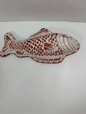Hand-Painted Ceramic Fish Wall Decor in Red and White